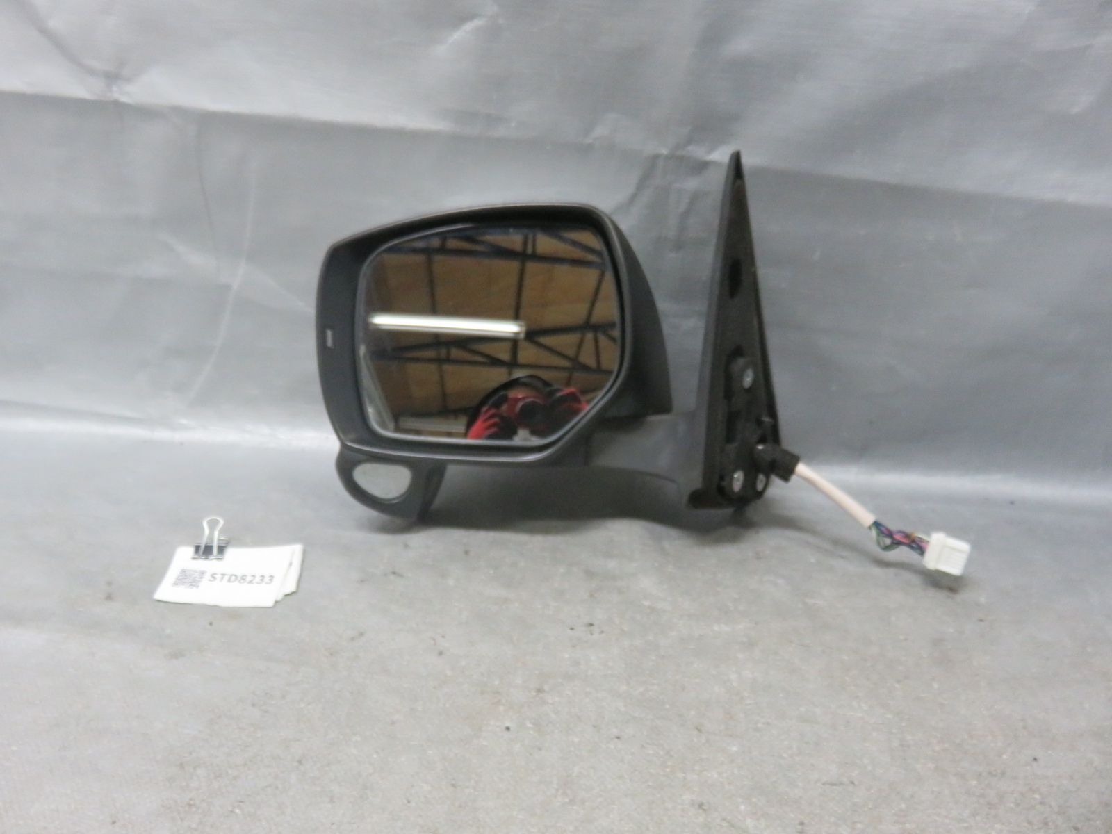 ☆STD8233/動作OK スバル エクシーガ YAM YA4 YA5 純正 左 ドアミラー