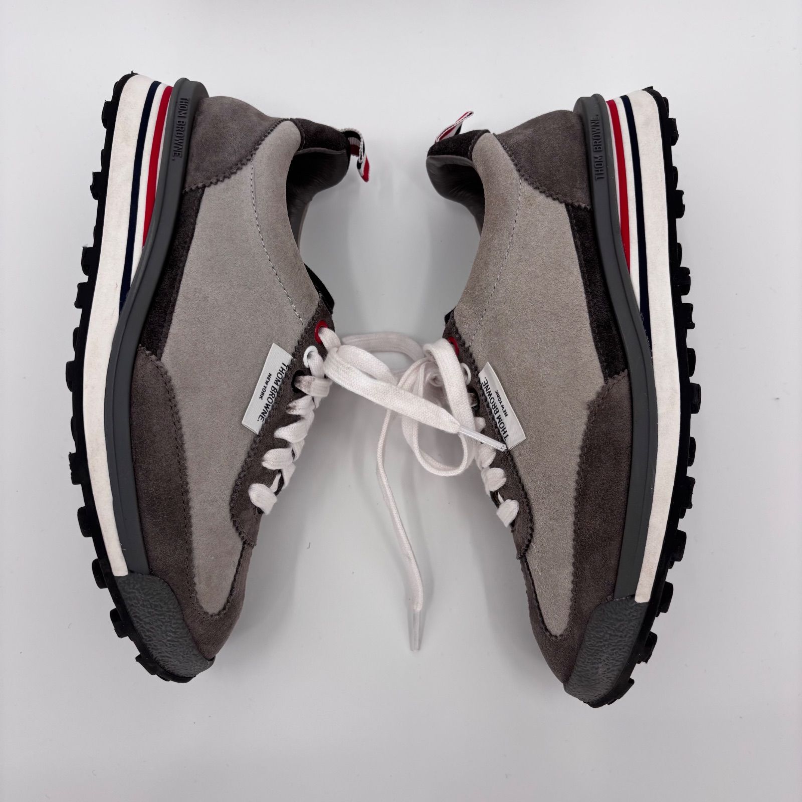 THOM BROWNE トムブラウン カーフスエードテックランニングスニーカー