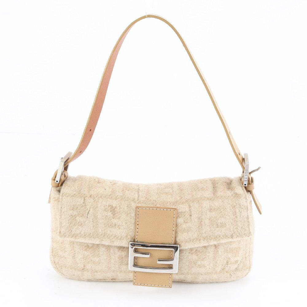 極美品 フェンディ ズッカ マンマ バゲット 26424 レザー ショルダー