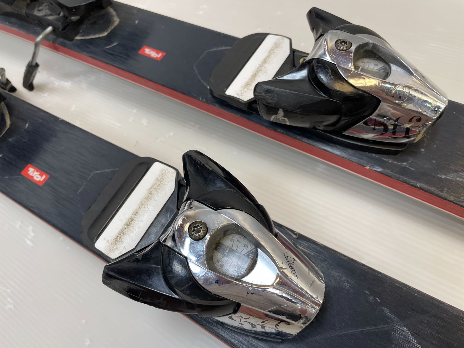 ◇メンテ済◇ スキー KneIssL BLACKSTAR MC 172 cm + Salomon S12 ski