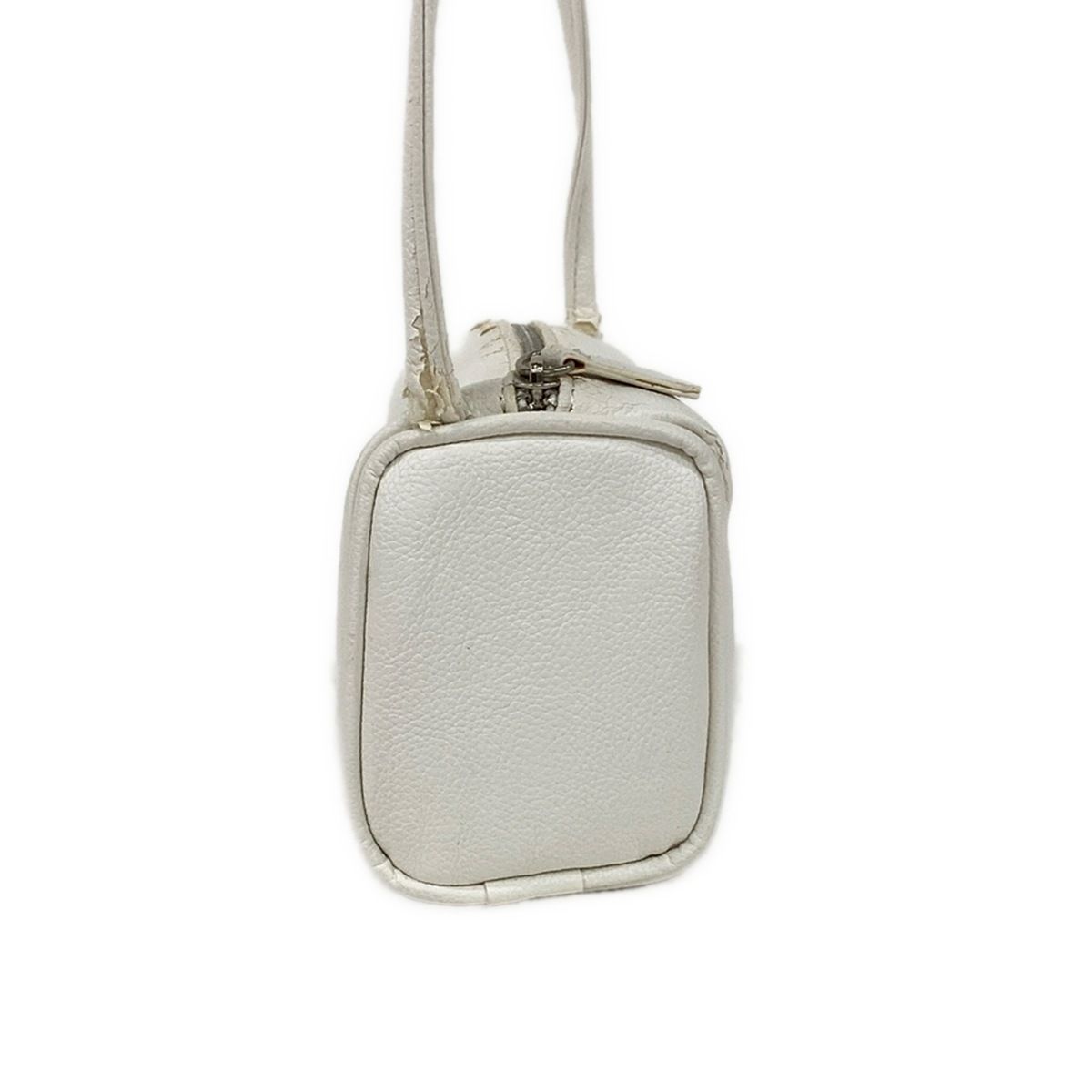 FOXEY(フォクシー) ショルダーバッグ - 白 ミニバッグ レザー - メルカリ