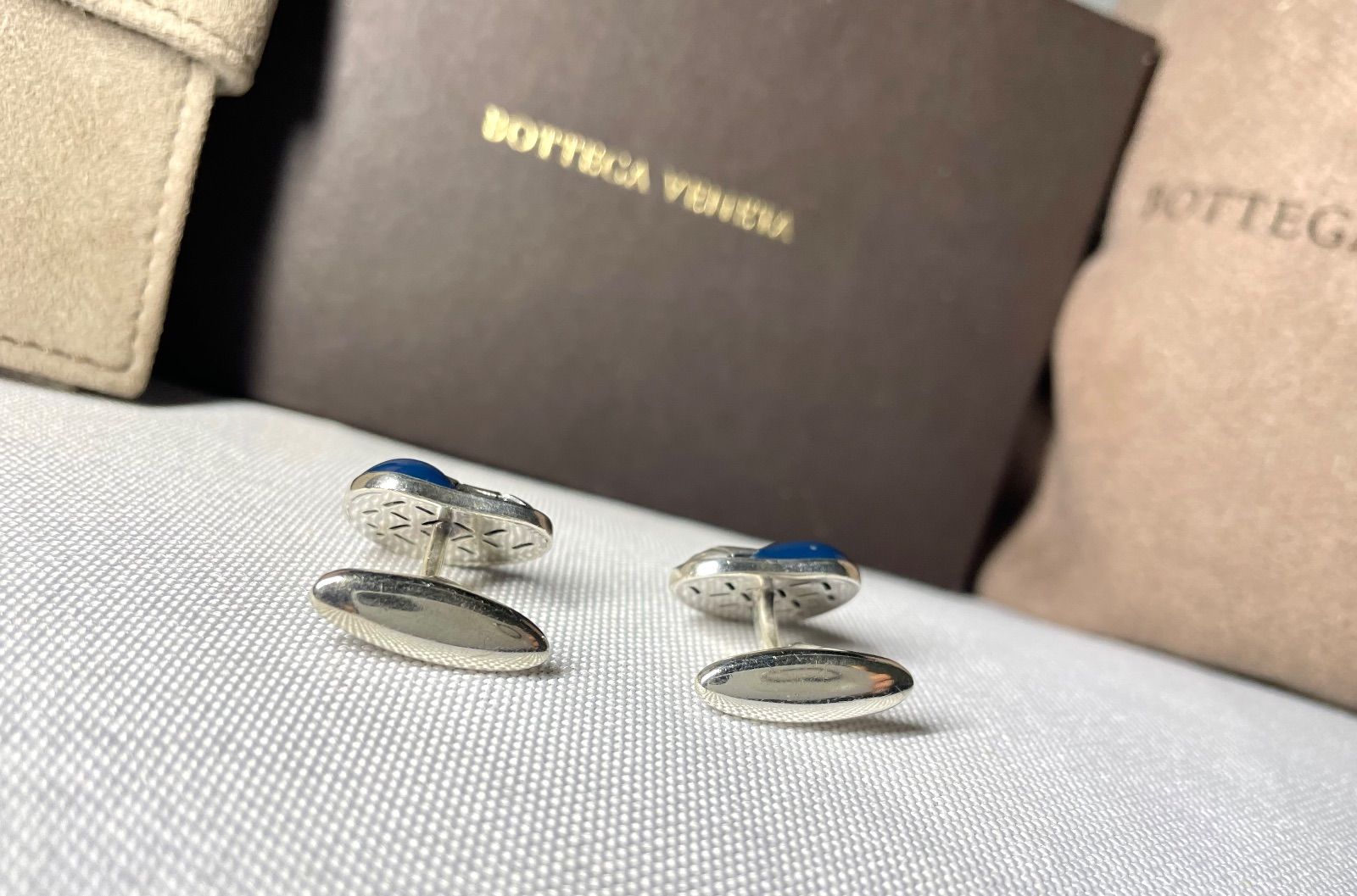 希少　ボッテガヴェネタ　イントレチャート　シルバー925 カフス　カフリンクス 希少ボッテガヴェネタイントレチャートシルバー925 カフスカフリンクス