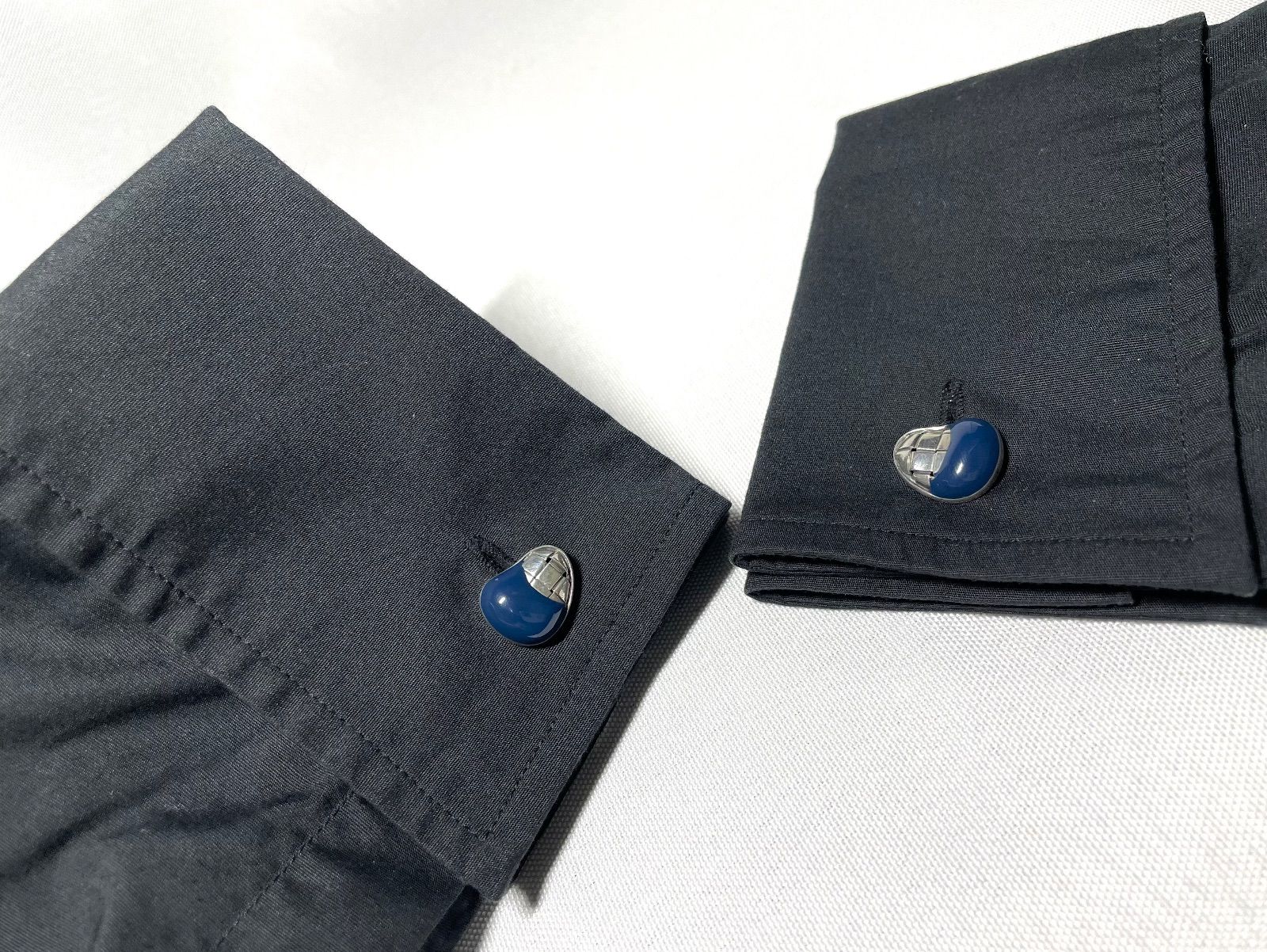 Bottega Veneta ボッテガヴェネタ イントレチャート ネイビーストーン