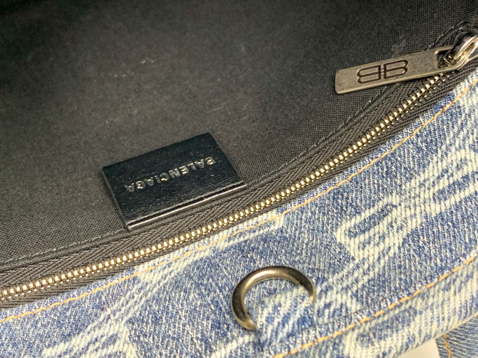 BALENCIAGA バレンシアガ デニム BBモノグラム シグネチャー スモール BALENCIAGA バレンシアガ デニム BBモノグラム シグネチャー スモール