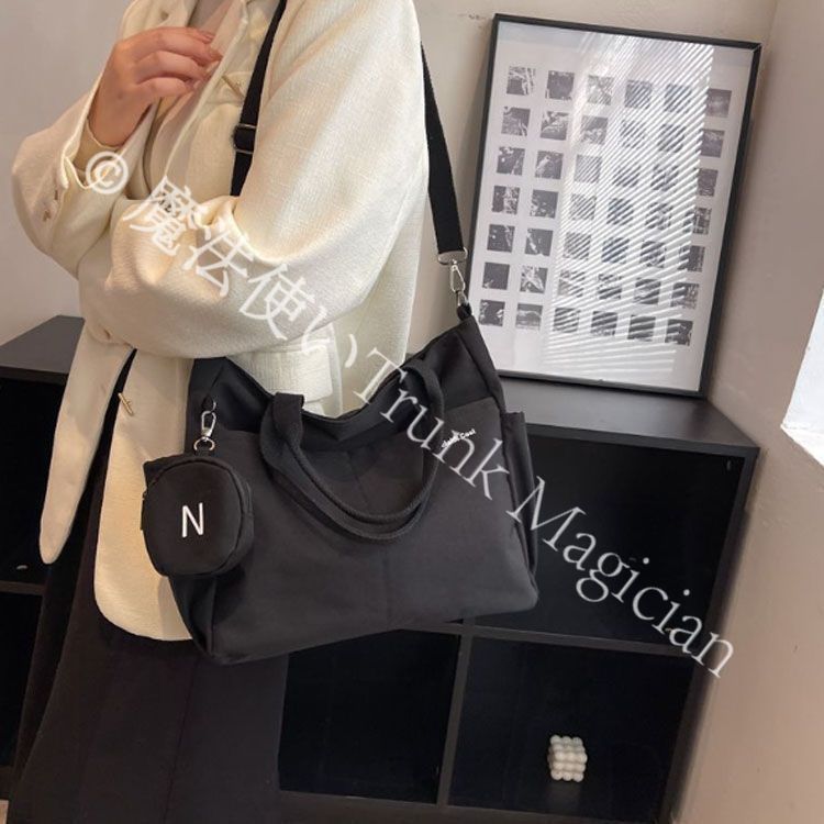 新品未使用】トートバッグ ショルダーバッグ 手提げ ナイロントート