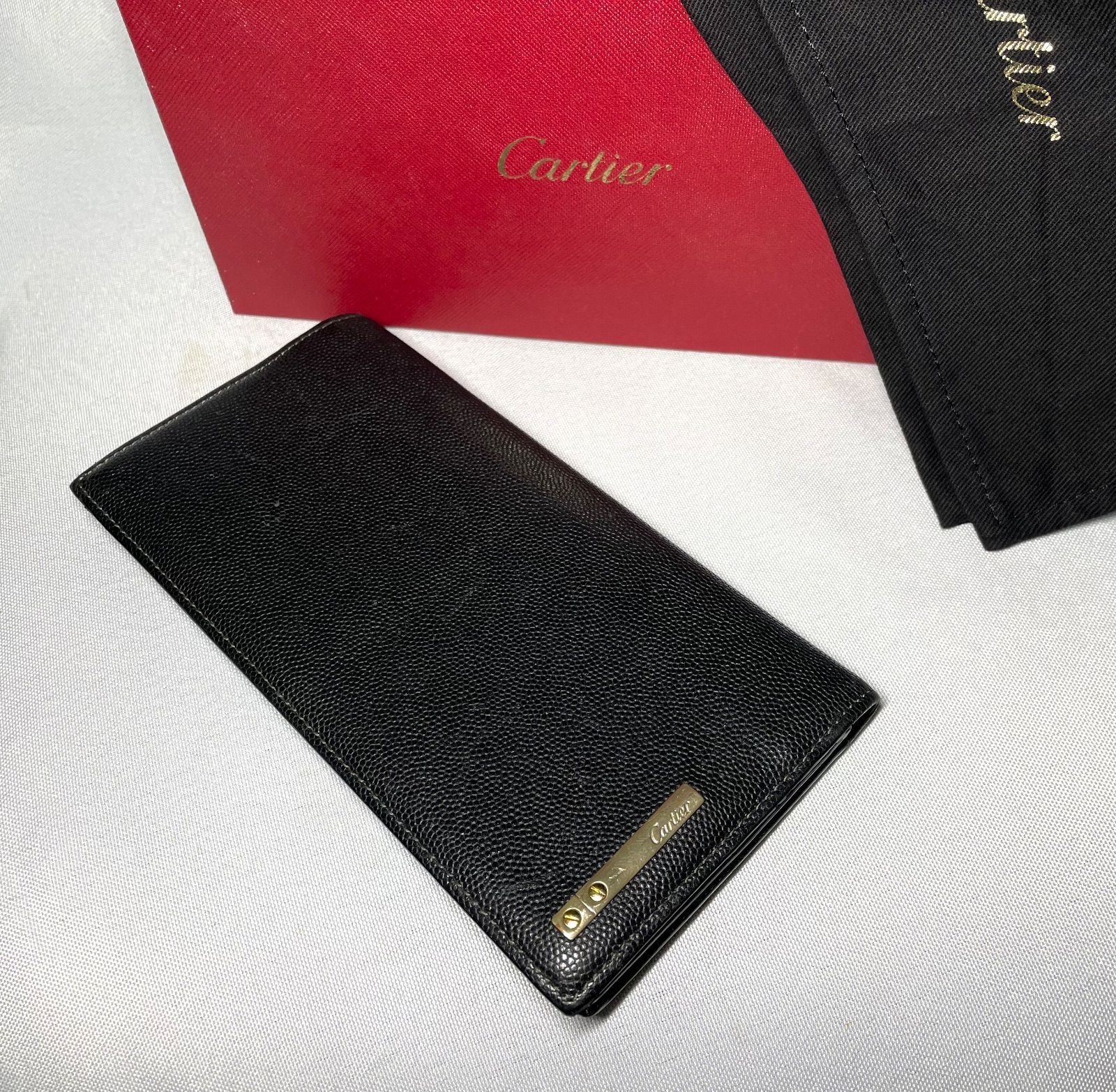 ✨極美品✨Cartierカルティエ　サントス　長財布　札入れ　ブラック×レザー ✨極美品✨Cartierカルティエ サントス 長財布 札入れ ブラック×レザー