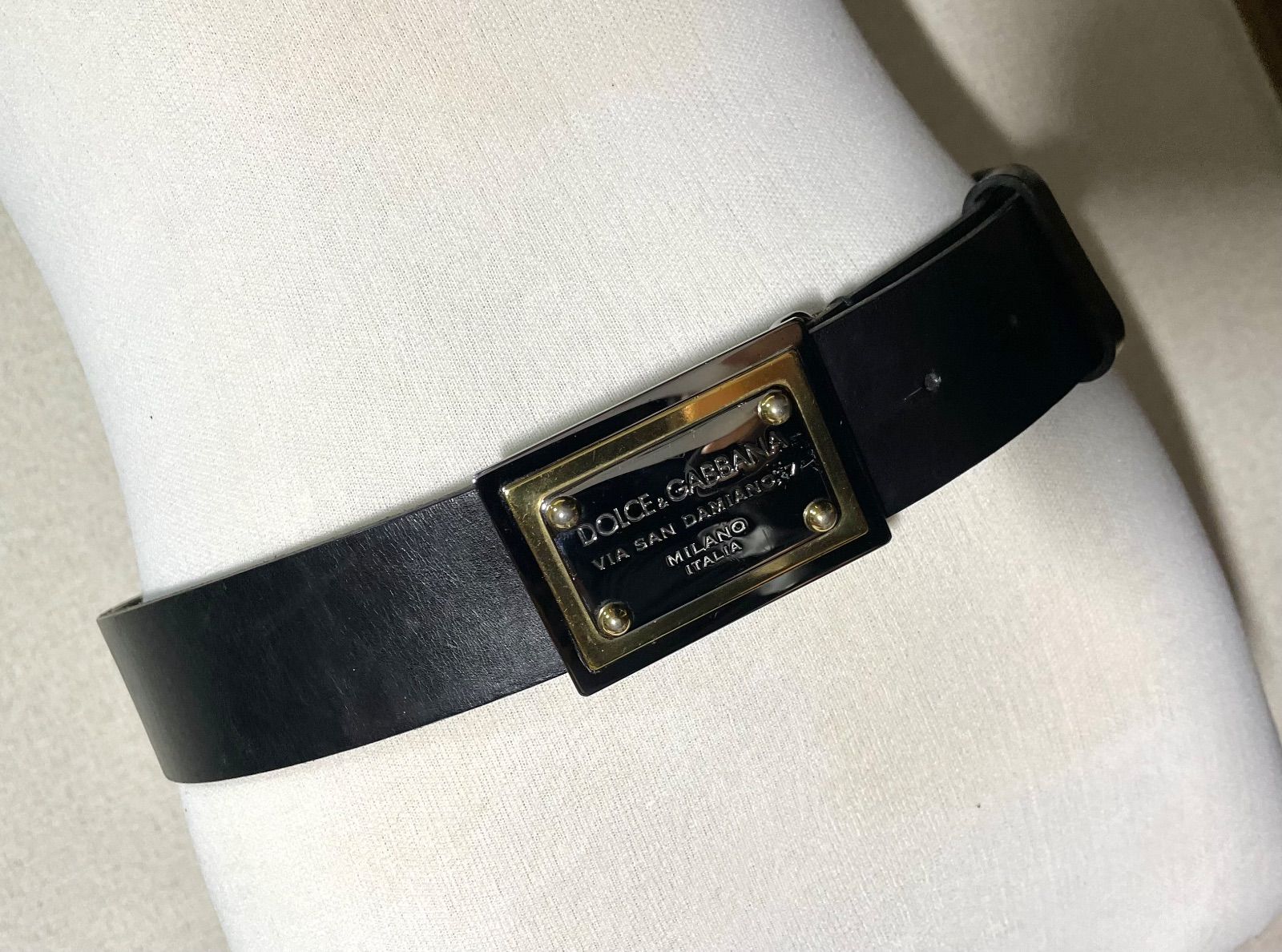 DOLCE&GABBANA ドルチェ&ガッバーナ ブランドロゴバックル レザー