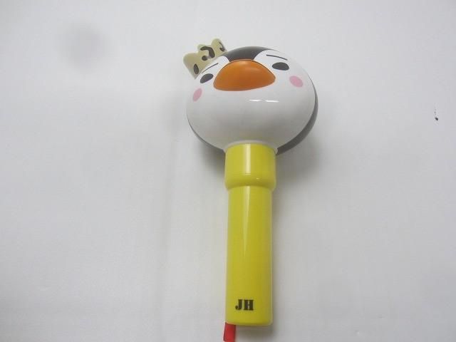 中古品 韓流 2PM ジュノ JUNHO 皇帝ペンペン ペンライト 動作品 - メルカリ