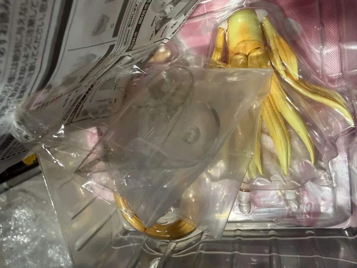 S H Figuarts トゥLOVE 金色の闇 ヤミ トランス 白 - メルカリ