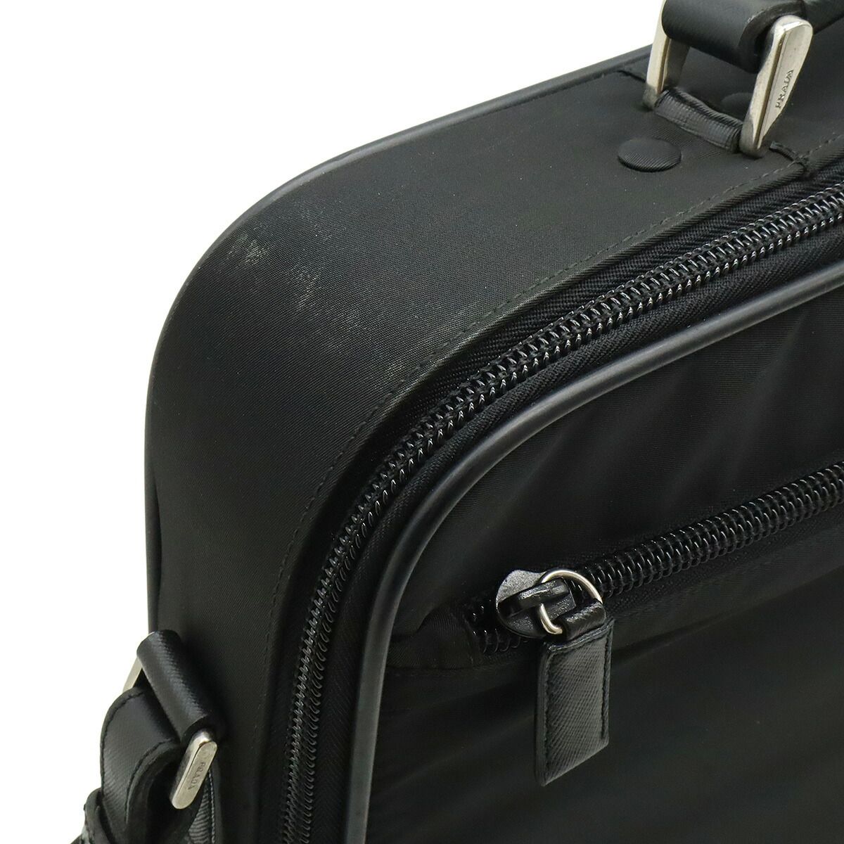 こぴよ！格安！PRADAプラダ/トライアングルロゴケース 楽天市場】【ｸｰﾎﾟﾝ5%OFF】プラダ／PRADA トライアングルロゴ・型押し