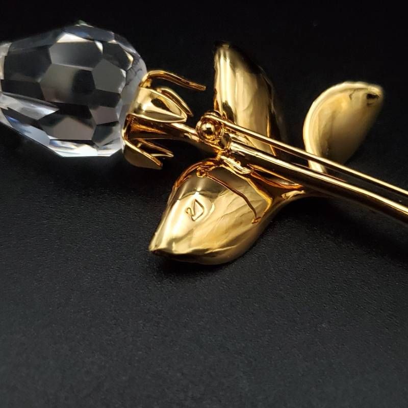 美品 SWAROVSKI スワロフスキー ブローチ 薔薇モチーフ クリスタル