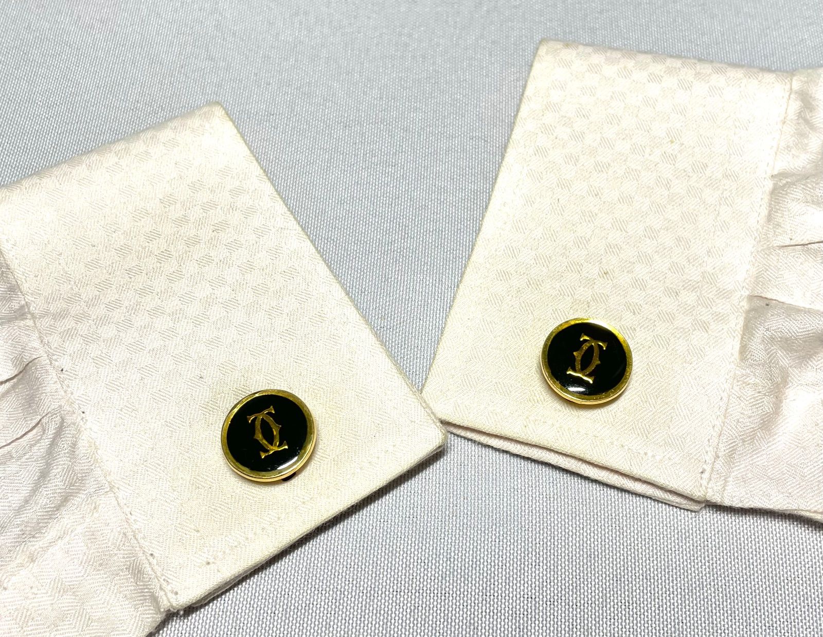 Cartier カルティエ ダブルC ロゴ ヴィンテージ カフス タイタニック