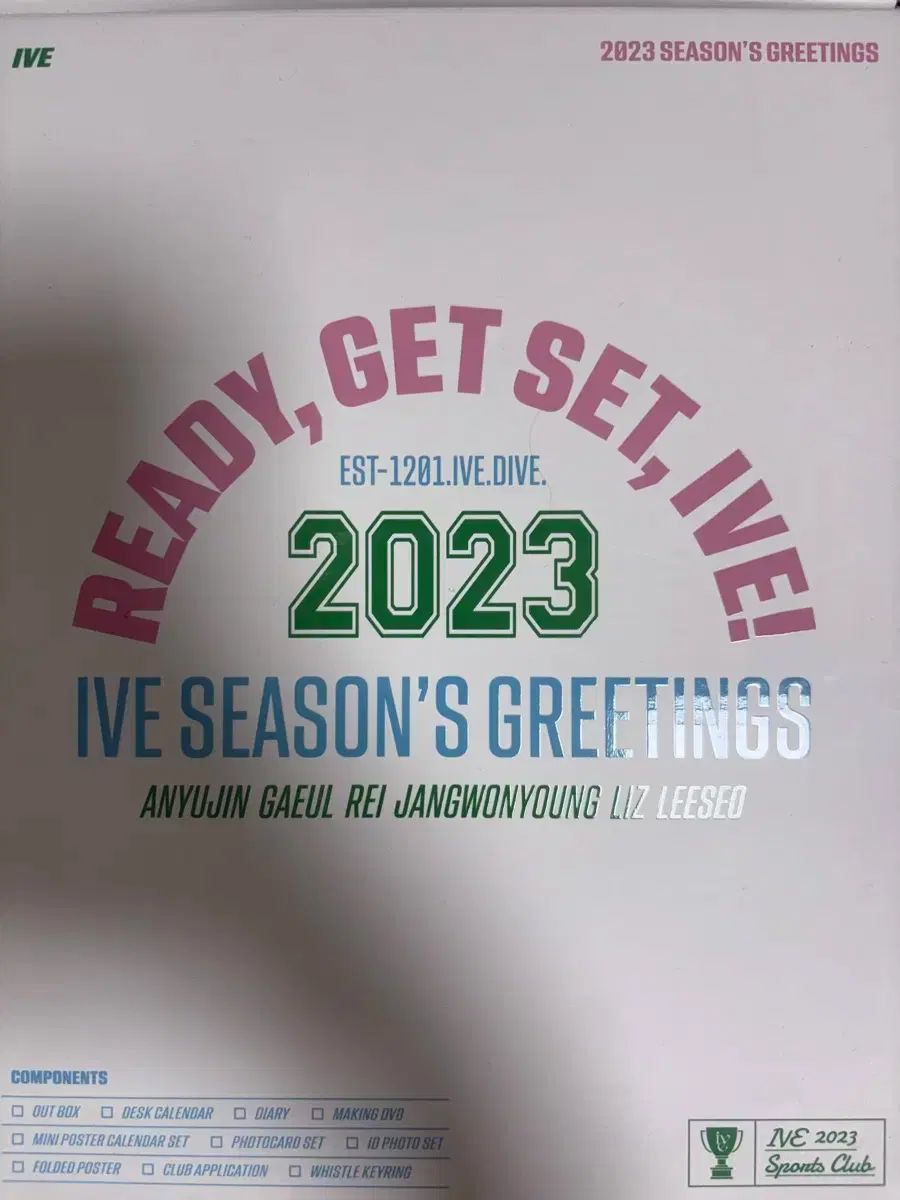 IVE（アイヴ）2023 シーグリ フルセット（カレンダー 開封） - メルカリ