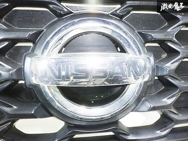 即決 NV350キャラバン E26 後期 フロントグリル 標準ボディー 62310