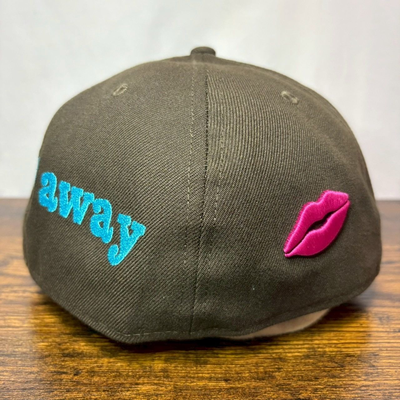 K89 ニューエラ 59 Pain pain go away 堀夏喜 1740 - メルカリ