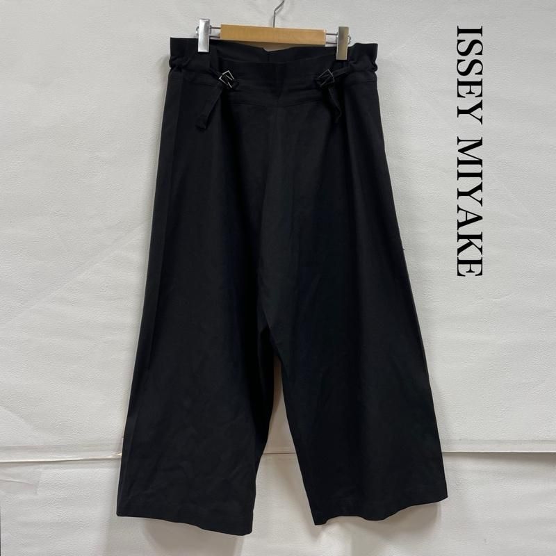 ミーイッセイミヤケ サルエルパンツ me ISSEY MIYAKE ミー イッセイミヤケ サルエルパンツの通販 by RECLO