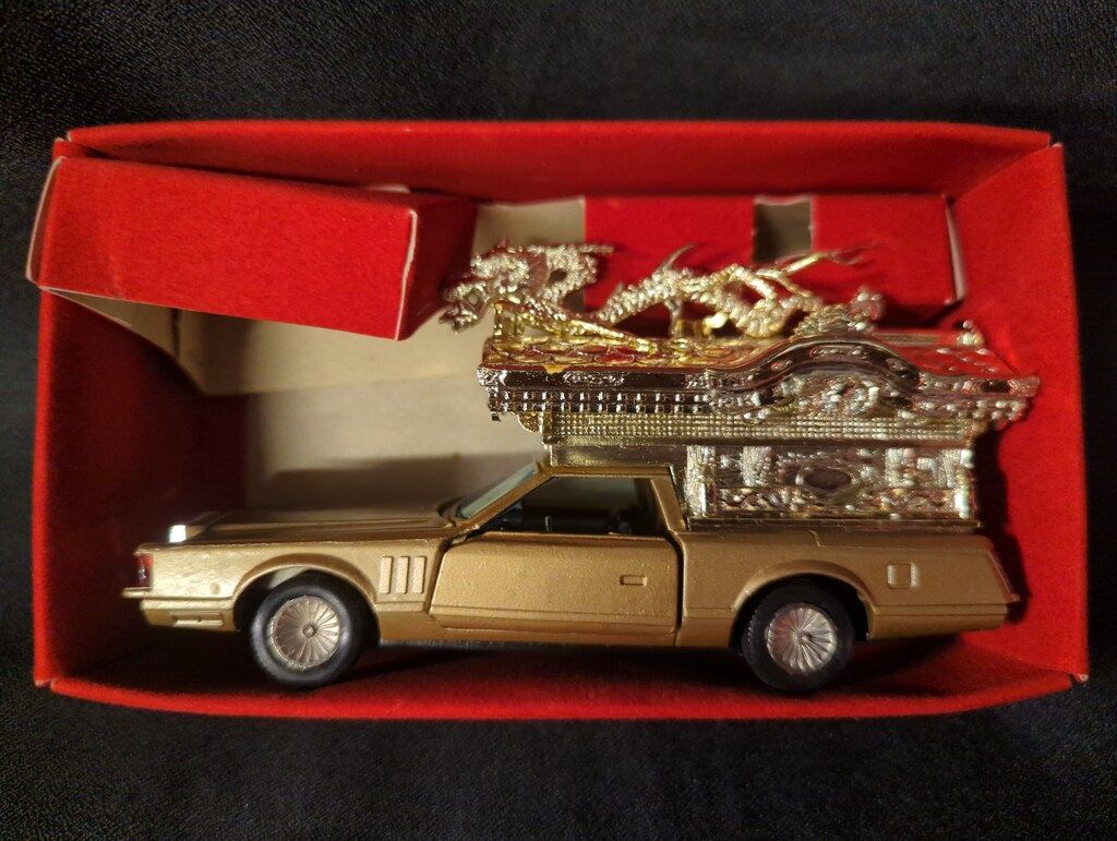 ヨネザワのミニカー　リンカーンコンチネンタルカスタムスペシャル ダイヤペットP-68 リンカーンコンチネンタル カスタムスペシャル | 無