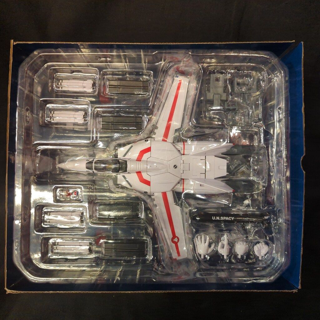 アルカディア 1/60 完全変形VF-1Jアーマードバルキリー ボリューム満点！ 「1/60 完全変形 VF-1Jアーマードバルキリー」が再販