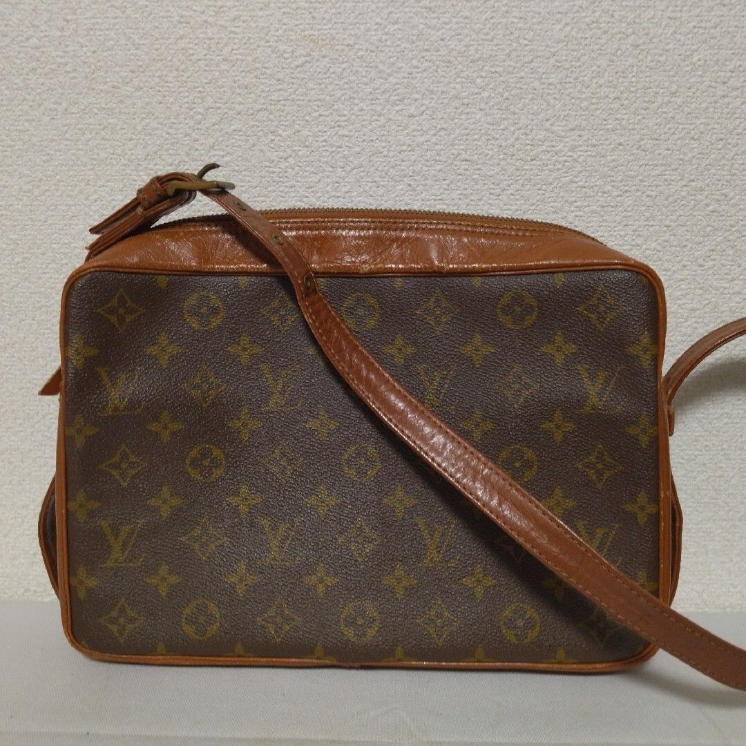 ルイヴィトン サックバンドリエール モノグラム ショルダーバッグ