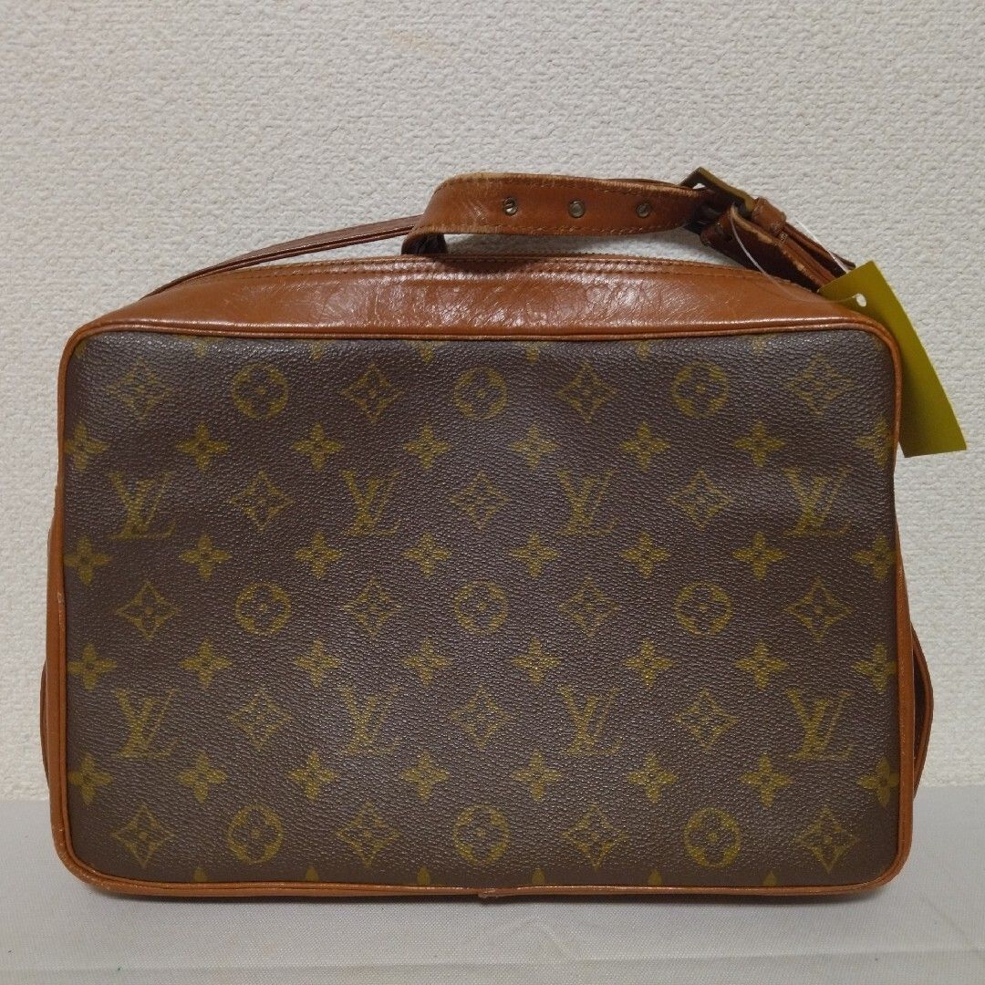 ルイヴィトン サックバンドリエール モノグラム ショルダーバッグ