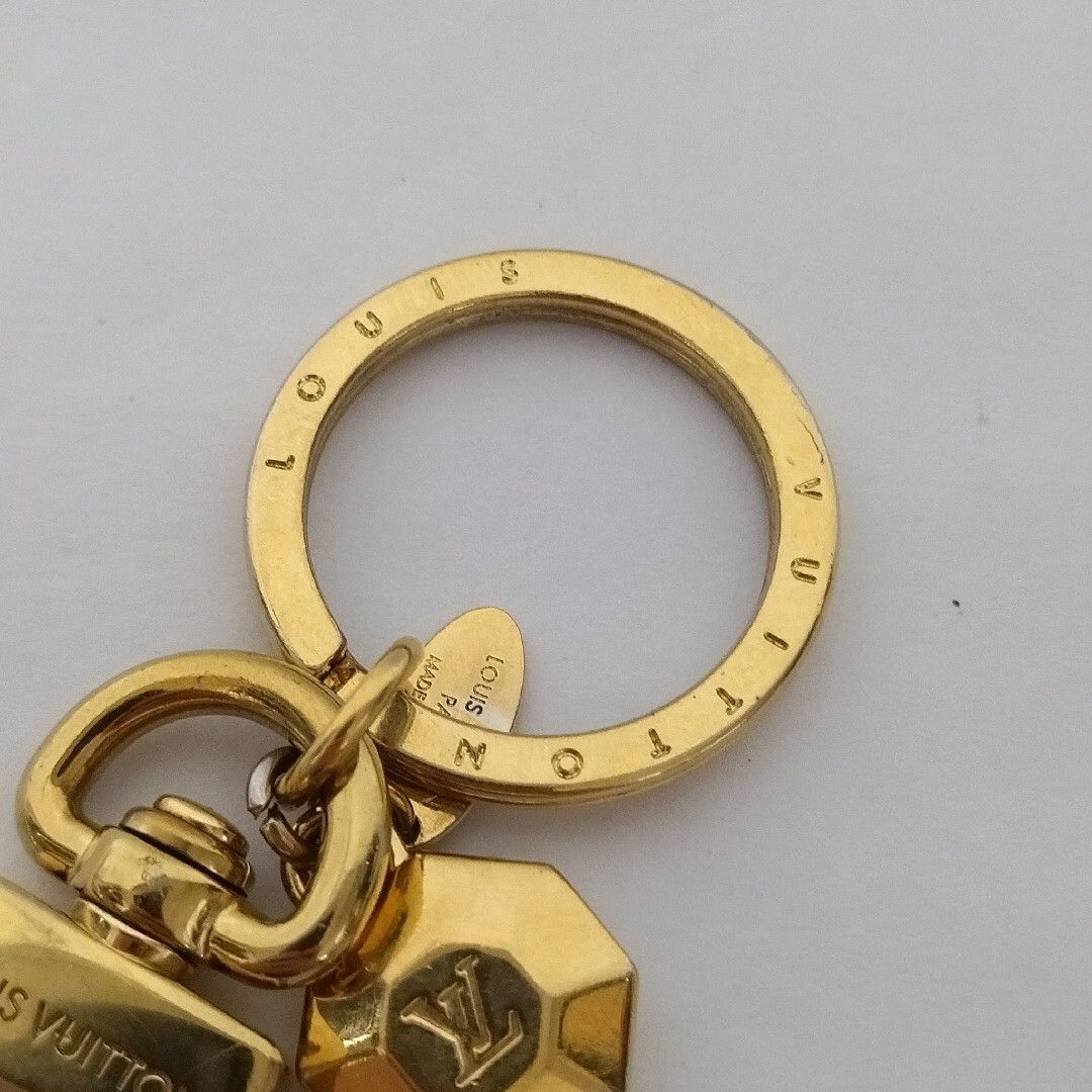 ルイヴィトン ポルトクレLVファセット キーホルダー チャーム M65216