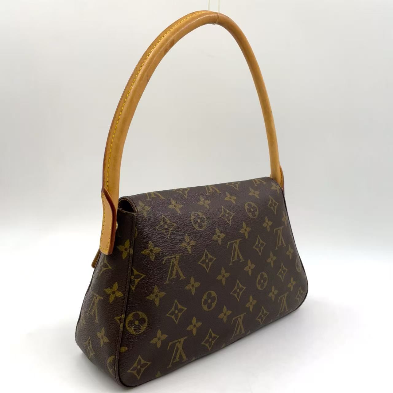 LOUIS VUITTON ハンドバッグ モノグラム ルーピングGM ブラウン LOUIS VUITTON（ルイ・ヴィトン） ルーピングGM モノグラム ショルダー