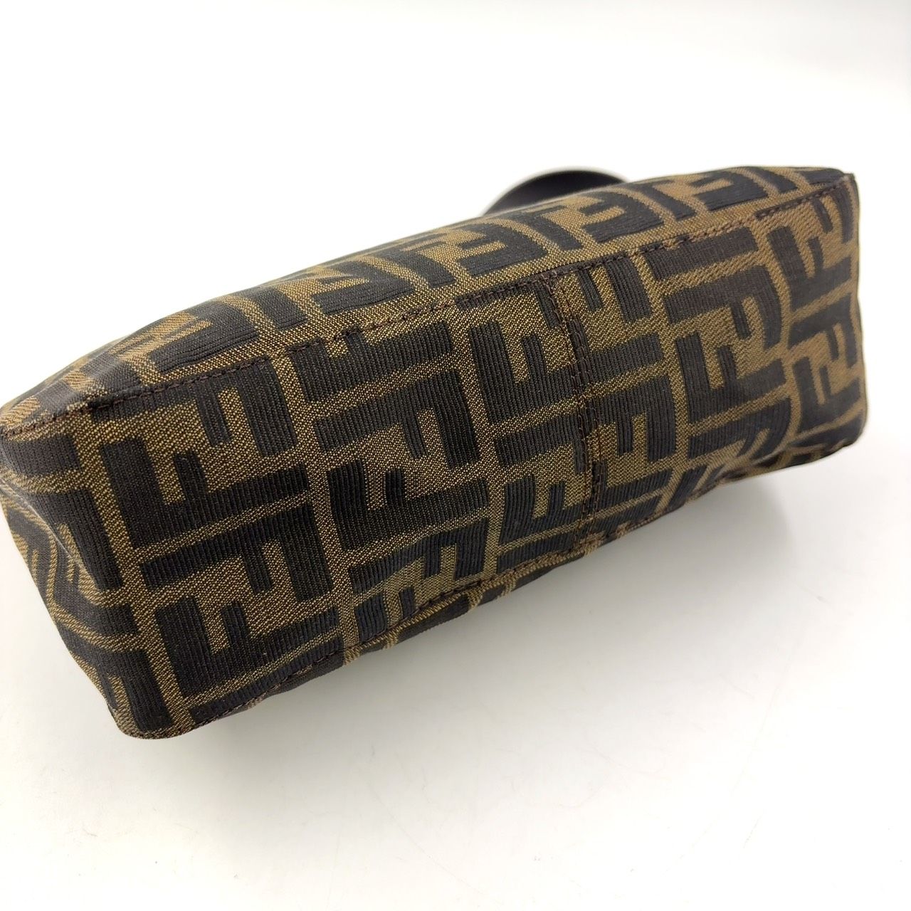 FENDI マンマバケット ズッキーノ レザー×キャンバス ダークブラウン