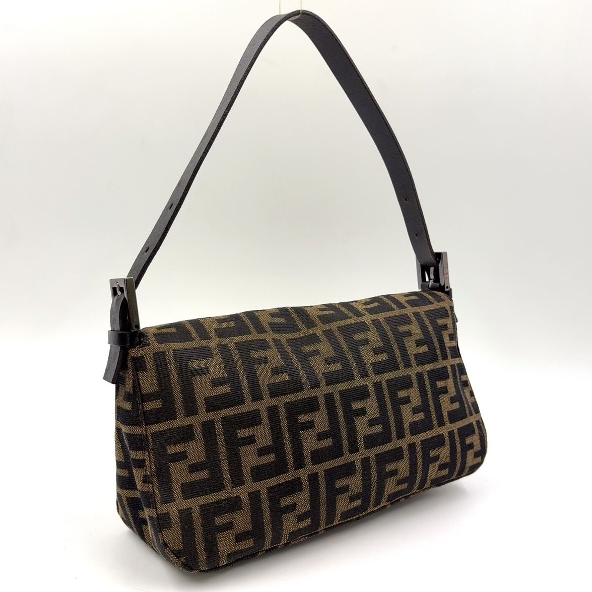 FENDI マンマバケット ズッキーノ レザー×キャンバス ダークブラウン
