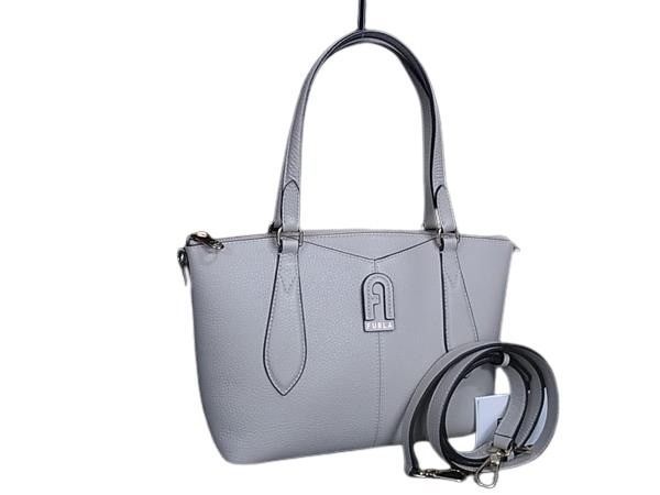 未使用★FURLA フルラ ダフネ グレージュ 2wayレザーハンドバッグ 本革 ✨超希少✨未使用級✨フルラ ダフネ 2way トップハンドル グレージュ