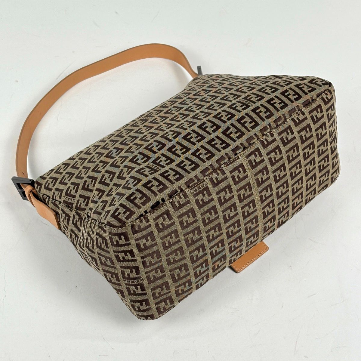 フェンディ FENDI ズッキーノ柄 ショルダーバッグ ハンドバッグ ワン