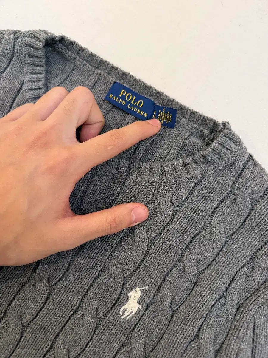 【試着のみ】近年 ラルフローレンクルーネックケーブル編みニット グレー×ホワイト 楽天市場】ラルフローレン（カラーグレー）（ニット・セーター