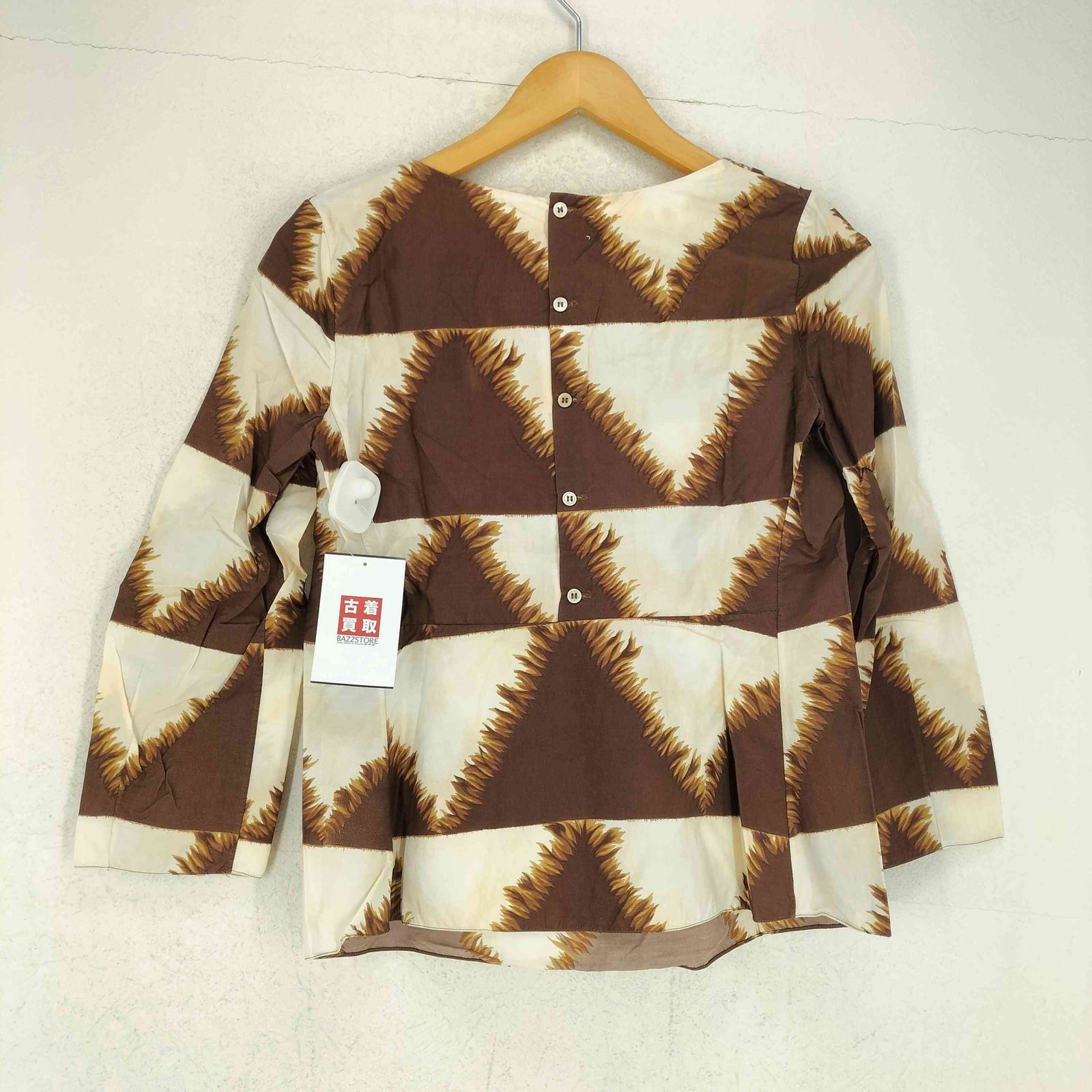 MARNI(マルニ) 総柄スクエアブラウス レディース 表記無 【中古】【ブランド古着バズストア】 マルニ MARNI 総柄スクエアブラウス レディース 表記無 - メルカリ