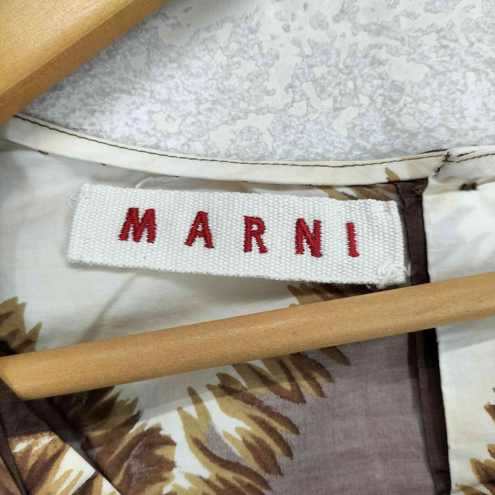 MARNI(マルニ) 総柄スクエアブラウス レディース 表記無 【中古】【ブランド古着バズストア】 マルニ MARNI 総柄スクエアブラウス レディース 表記無 - メルカリ