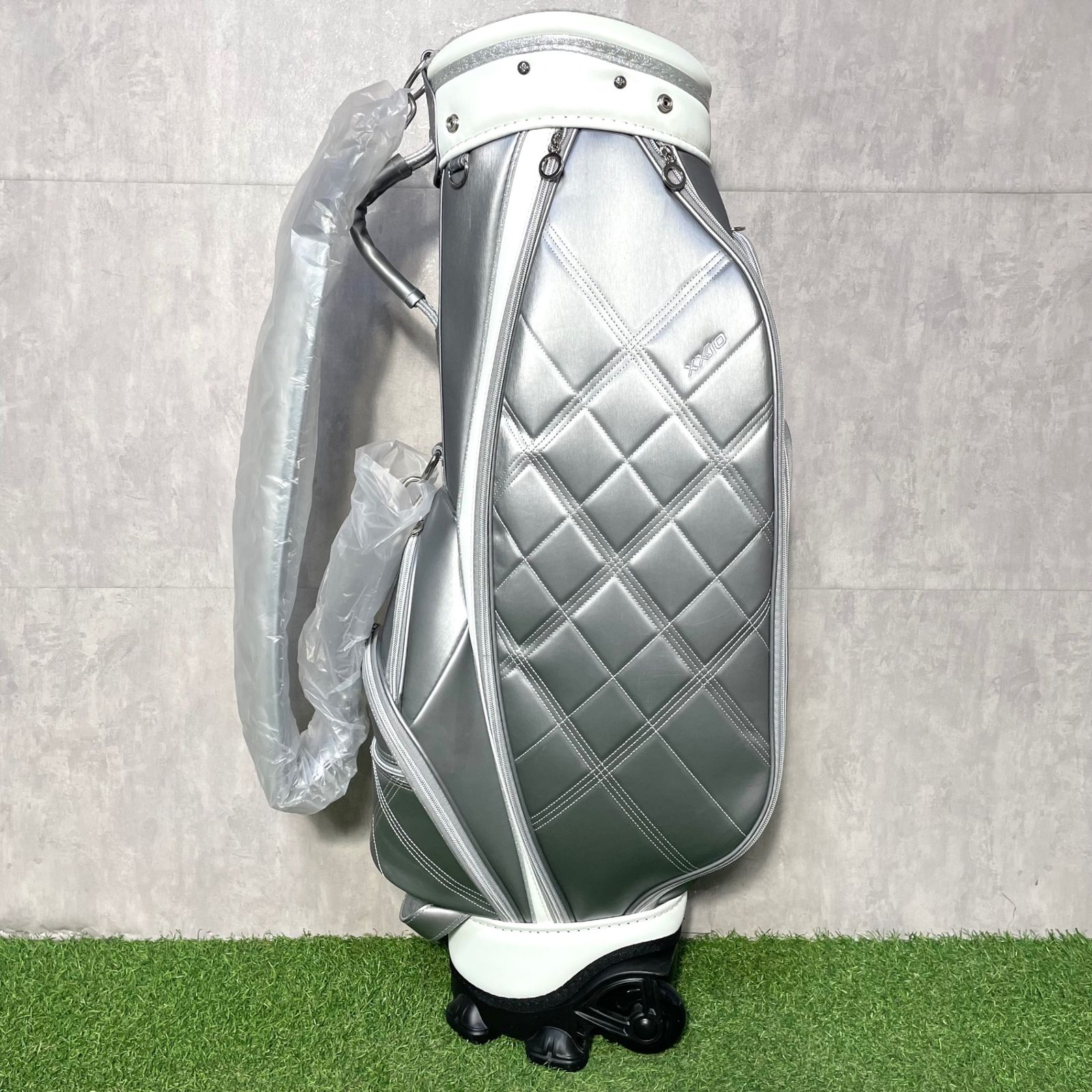 XXIO ゼクシオ キャディバッグ ゴルフバッグ グレー キャスター付き