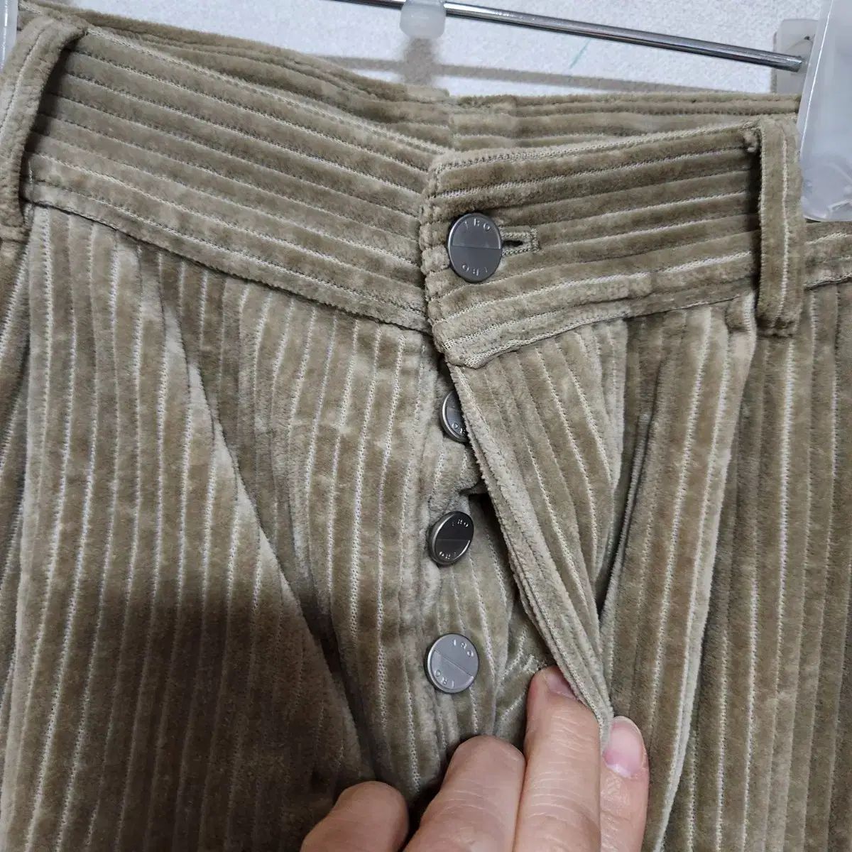 IRO イロ コーデュロイ ピンタック ワイド パンツ 78