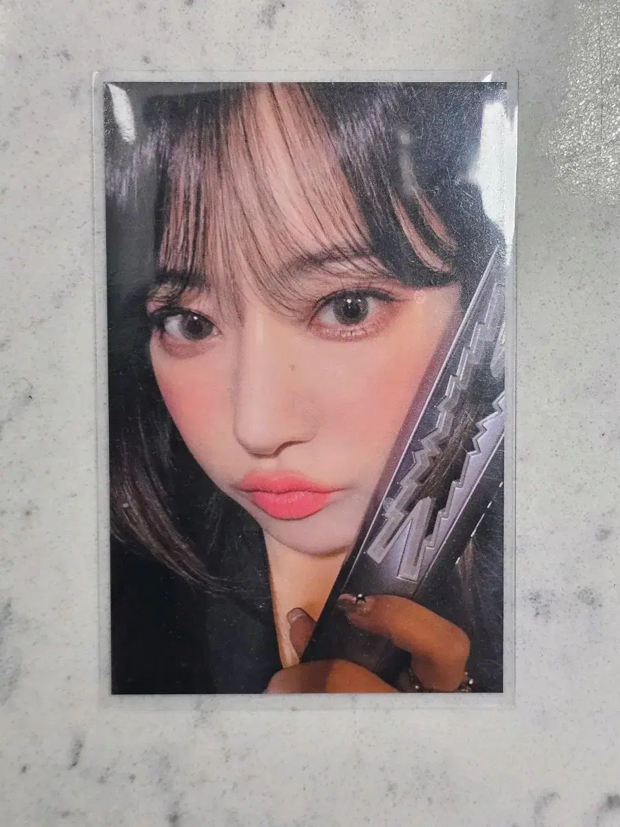 LE SSERAFIM（ルセラフィム・ルセラ） さくら（SAKURA・宮脇 咲良