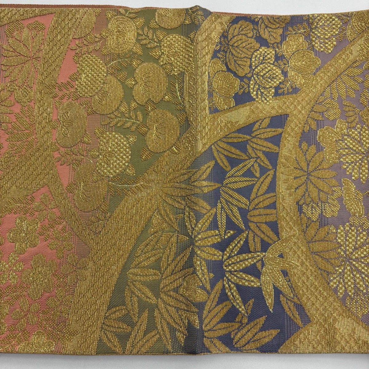 ゲリラSALE！逸品 古典の代表格 御所解 正絹袋帯 ゲリラSALE！逸品 古典の代表格 御所解 正絹袋帯 - メルカリ