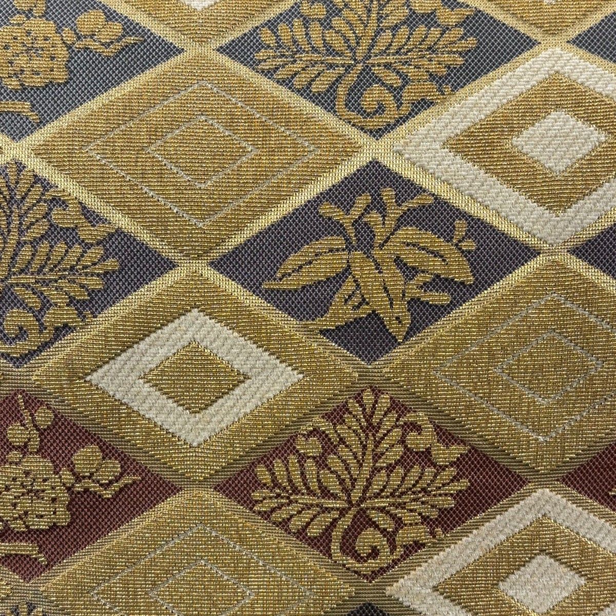 袋帯 逸品 誉田屋源兵衛 落款 松竹梅 入子菱 金華山織 金糸 金色 六通