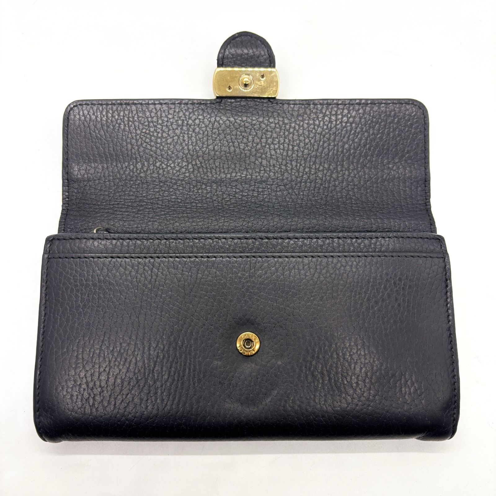 品格が滲む王道】 GUCCI 長財布 インターロッキングG 8カード レザー