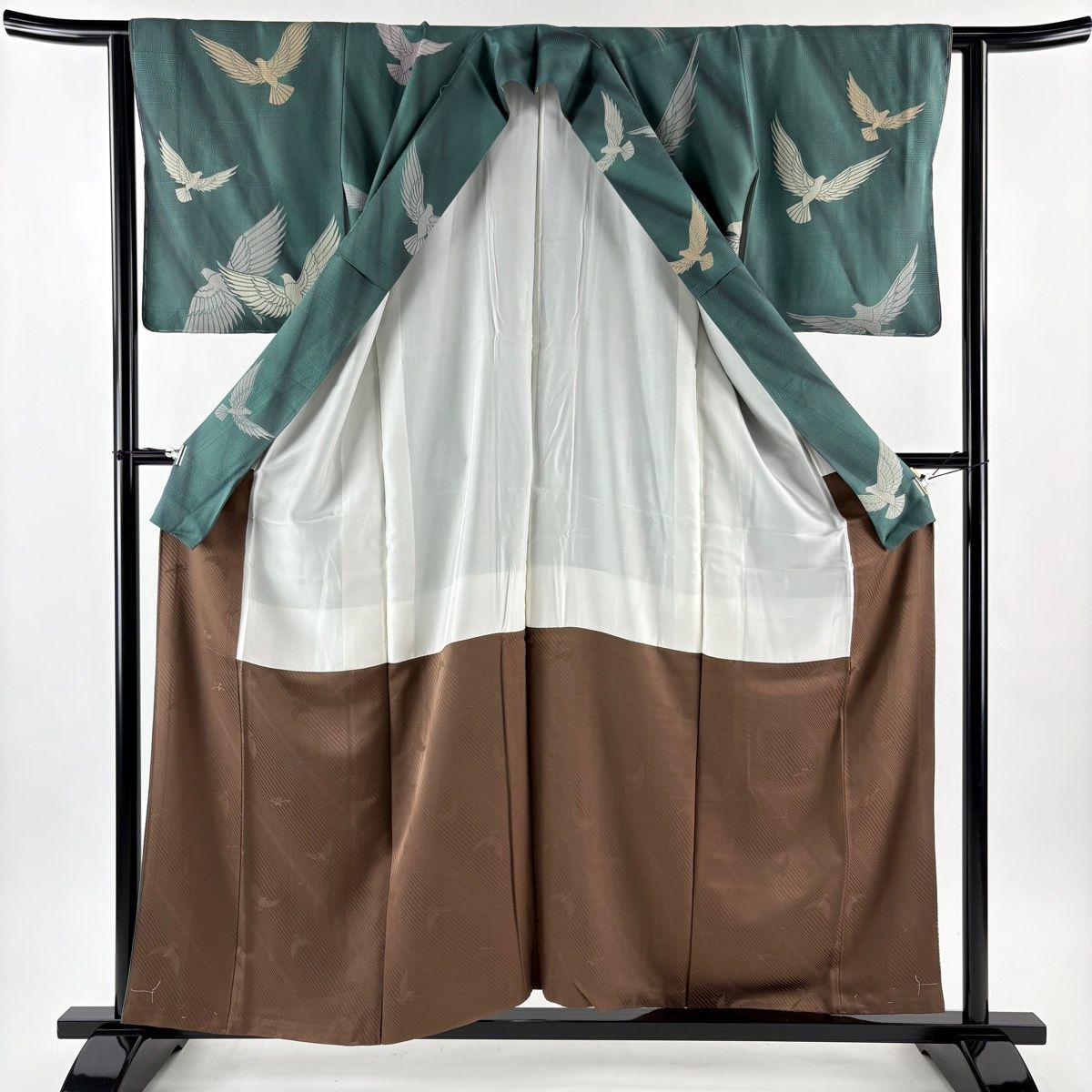 美品】 付下げ 身丈157cm 裄丈63cm S 袷 斉藤三才 落款 鳥 ぼかし 灰緑