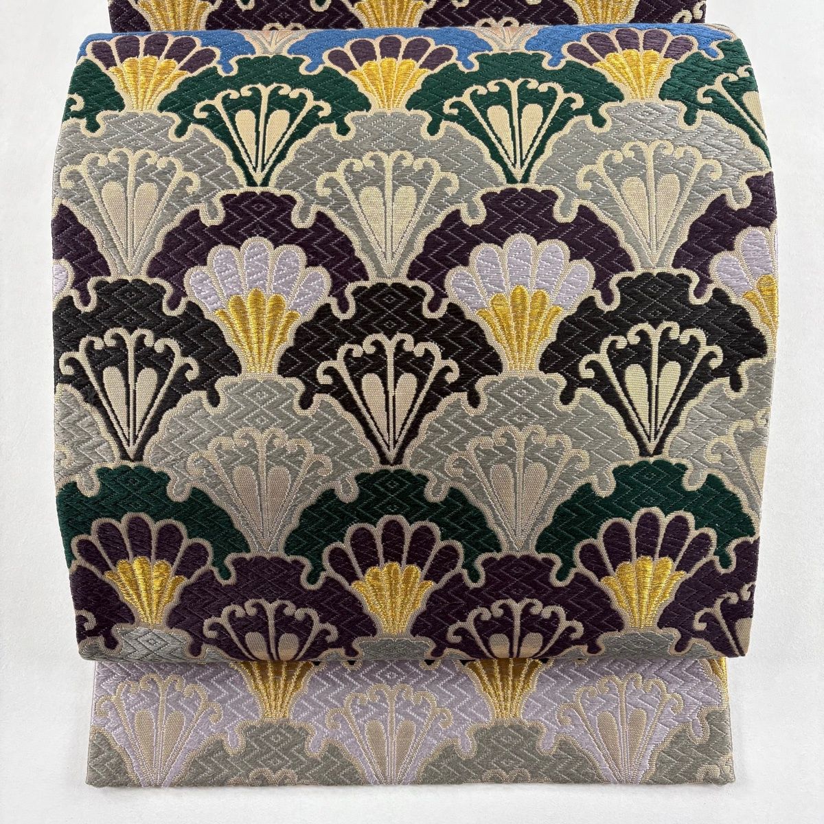 (あ812)力強い黄緑×黒×水色×金の青海波のアンティーク振袖㊗️袋帯と②点セット 袋帯 秀品 雪輪 青海波 金糸 箔 灰緑 六通 正絹 【中古】 - メルカリ