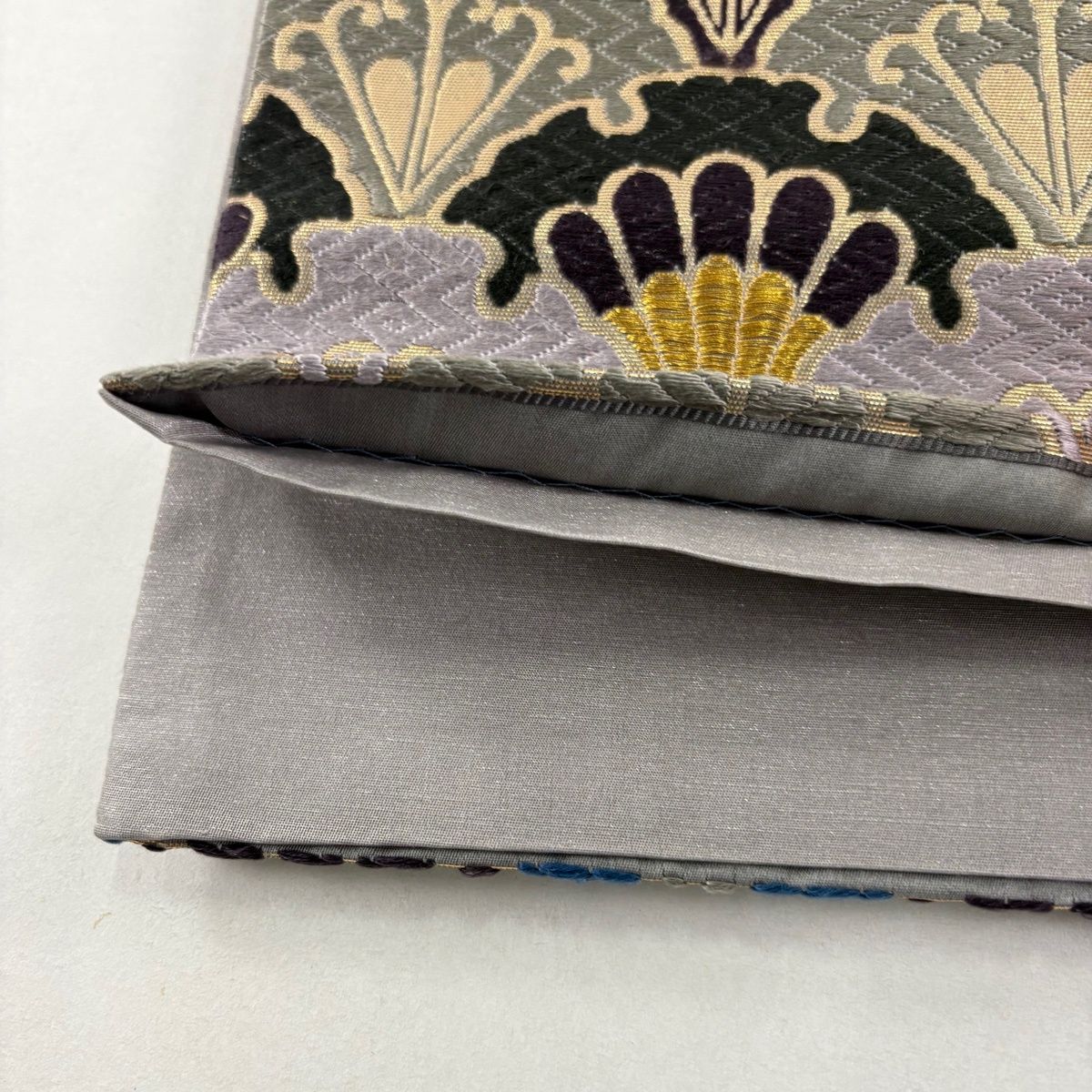 袋帯 秀品 雪輪 青海波 金糸 箔 灰緑 六通 正絹 【中古】 - メルカリ