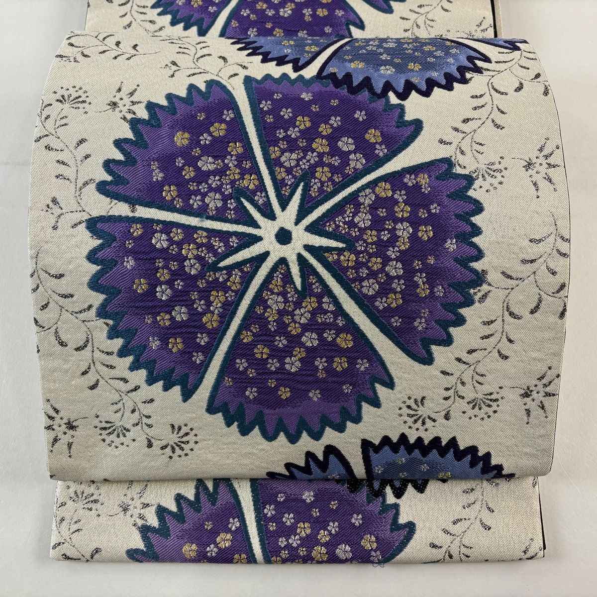 袋帯 秀品 花 金銀糸 箔 灰白 六通 正絹 【中古】 - メルカリ