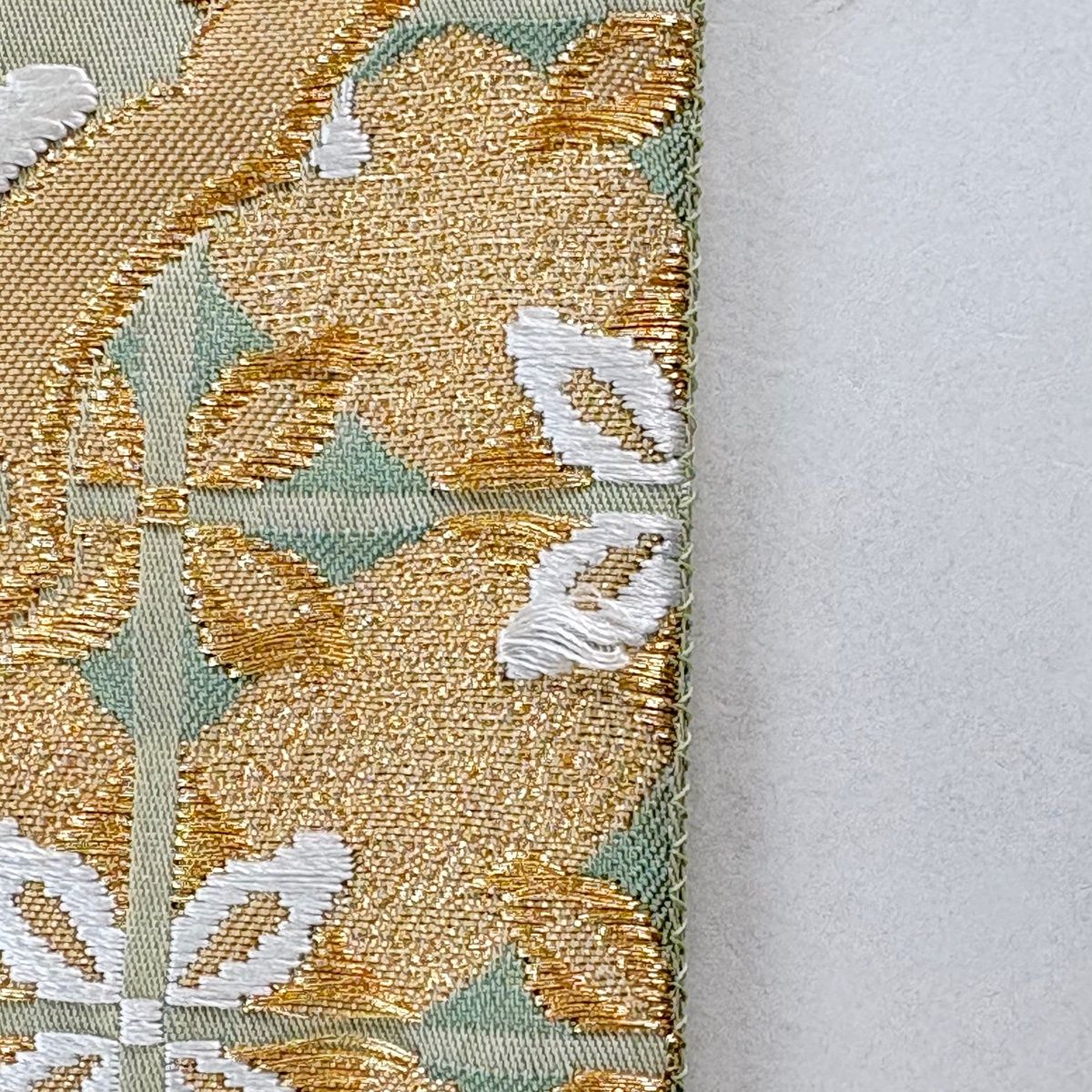 美品】 袋帯 名品 証紙 草木染・新小石丸 雪輪青海波 華文 金糸 唐織