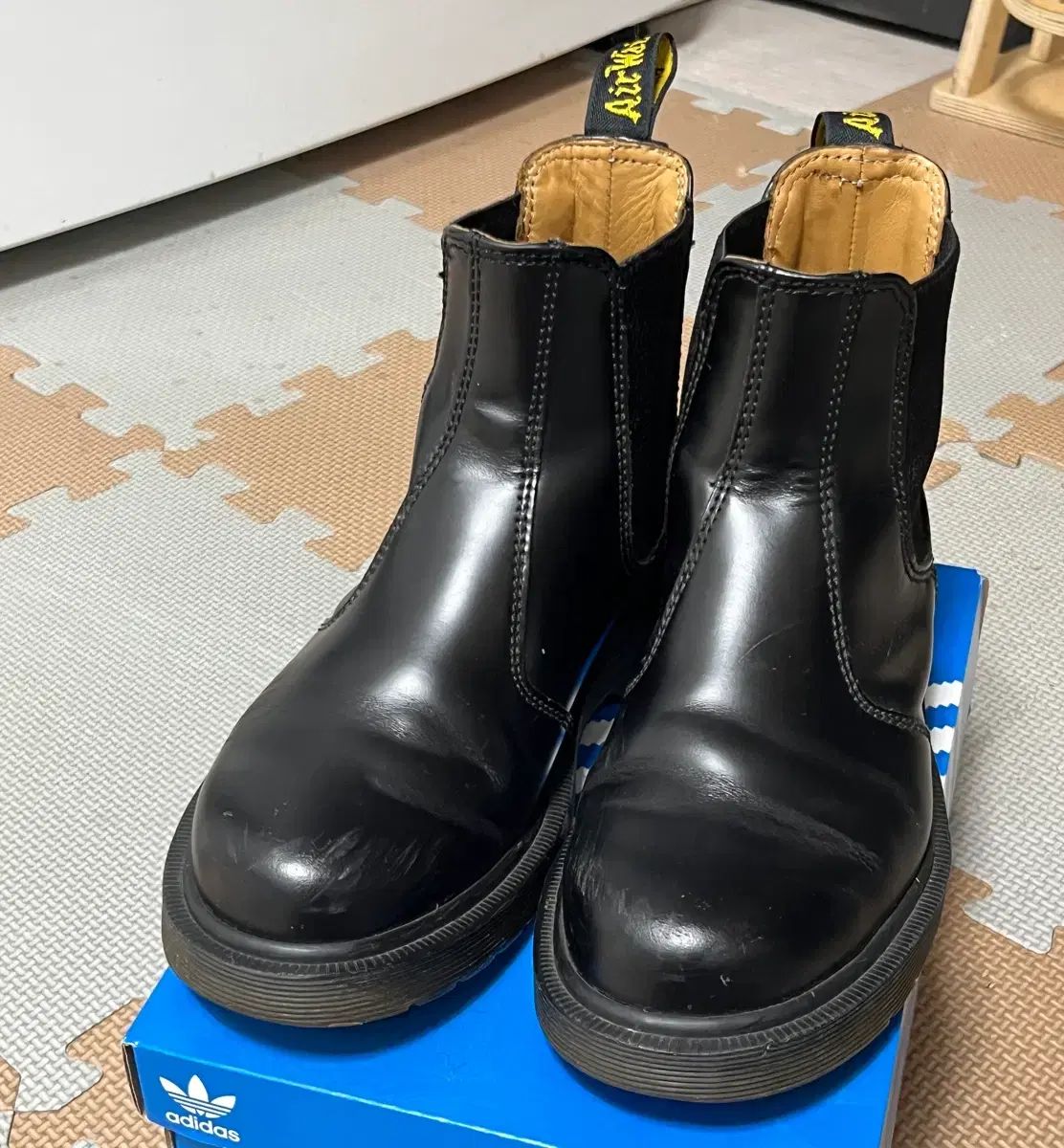 DR. MARTENS 2976 チェルシーブーツ ウォーカーブーツ 230 【公式通販】