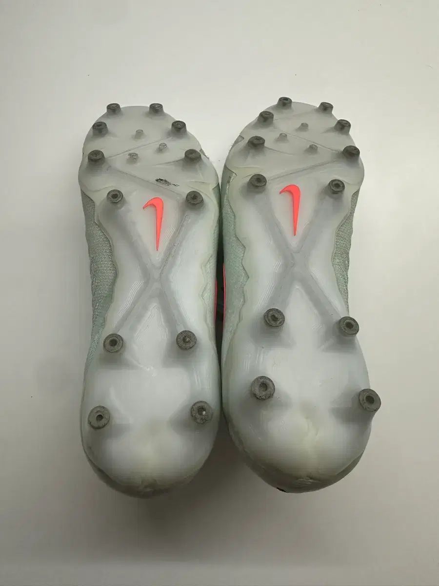 ナイキ FANTOM GX2 エリート AG-PRO 265