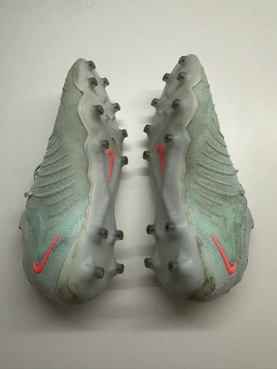 ナイキ FANTOM GX2 エリート AG-PRO 265