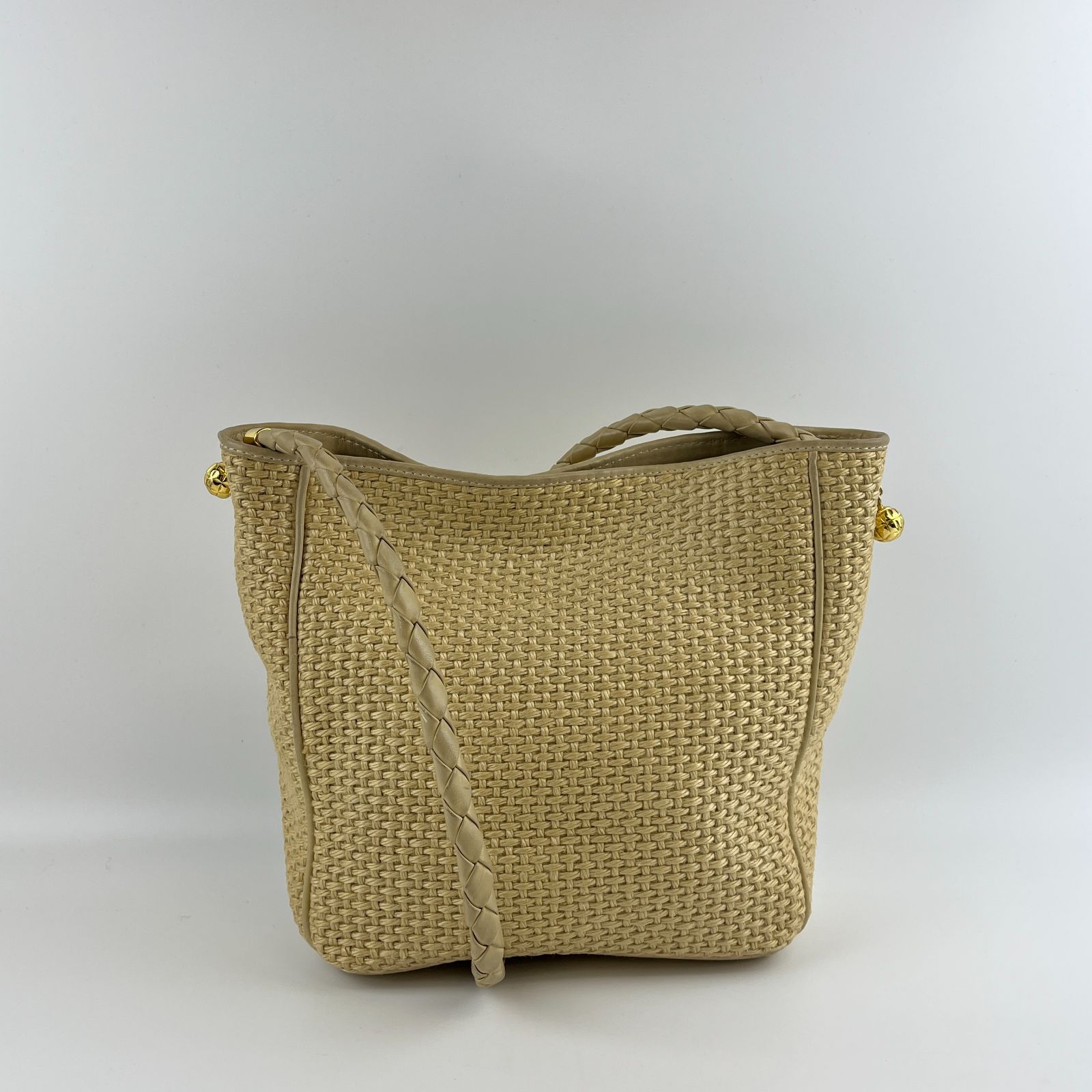 BOTTEGA VENETA ベージュ編み込みバッグ Bottega Venetia ベージュ 編み込み模様 バッグ