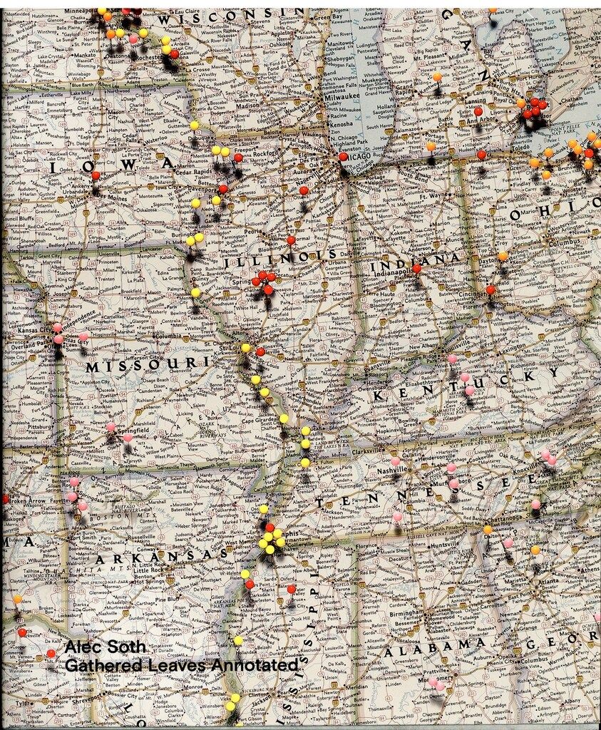 新品】 Alec Soth サイン入り GATHERED LEAVES ANNOTATED 〔JAPANESE