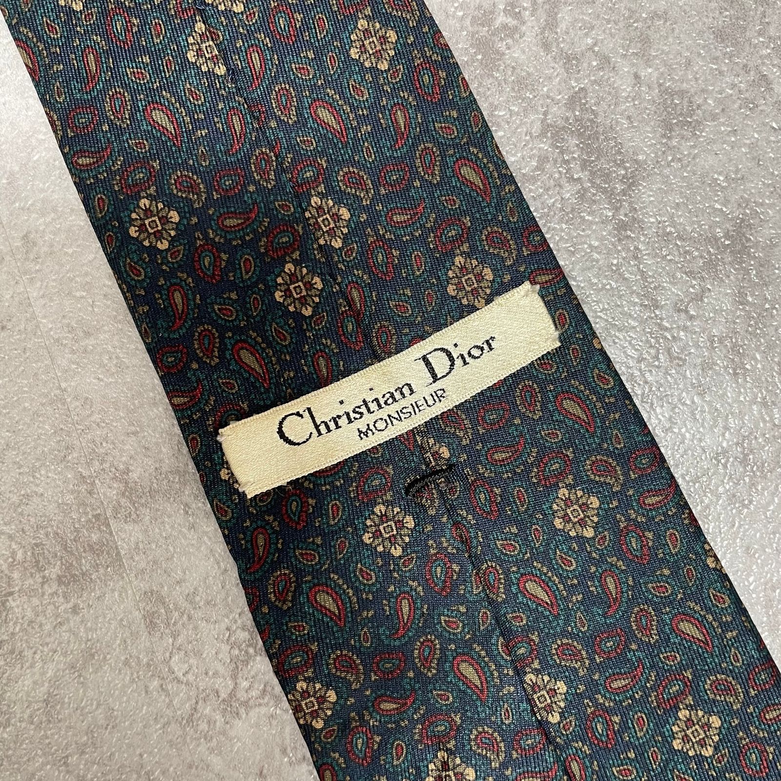 Christian Dior】ペイズリー柄ネクタイ ネイビー マルチカラー - メルカリ